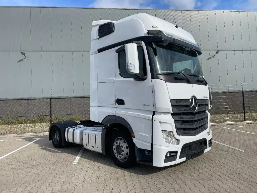 Mercedes-Benz Actros 1842 Gigaspace