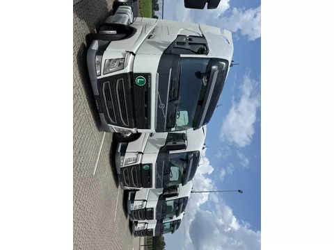 Volvo FH 13.420 FH420 XL cab / 4 units available
